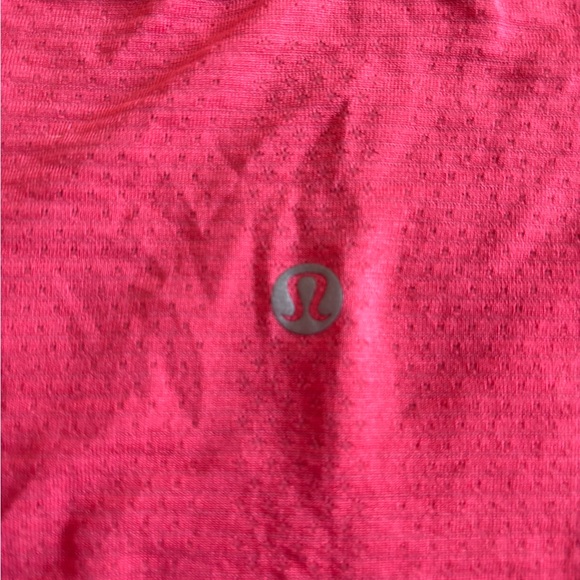 lululemon athletica Vibrant Pink Short Sleeve Swiftly Tech - Picture 4 of 4